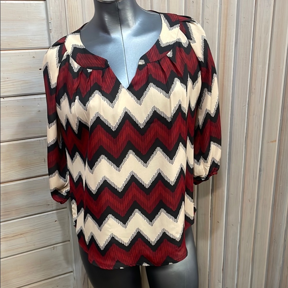 My Michelle Red and Black Graphic 3/4 Sleeve Blouse